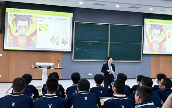 高二英语组开展同课异构活动