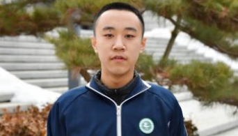 彩石校区“勤志之星”范隽嘉