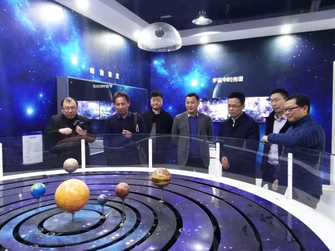 河南郸城一高教育考察团来历城二中考察交流