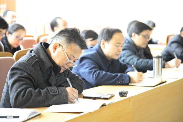 武汉青山区教育局考察团走进历城二中